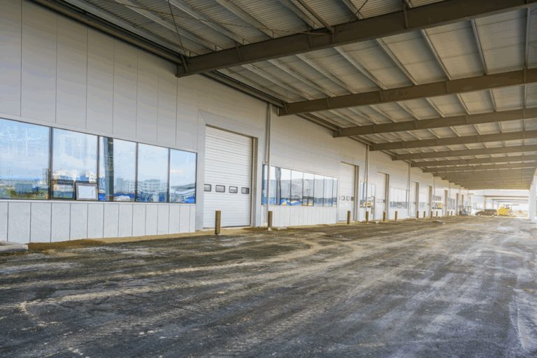 Sgombero capannoni industriali Vimercate